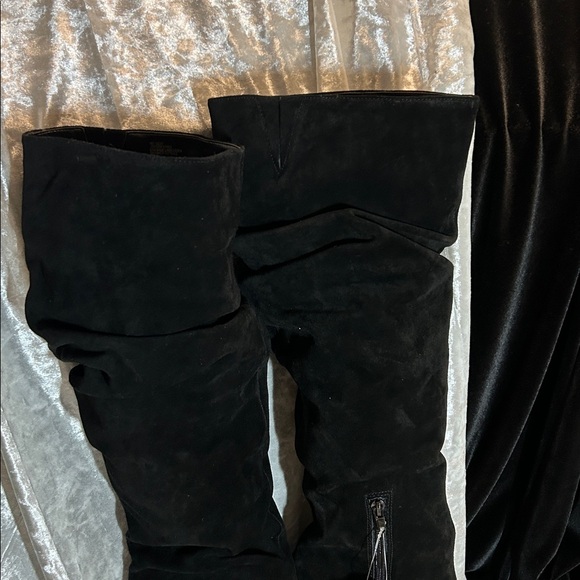 NWOB INC LEATHER BLACK SUEDE BOOTS 7 - Picture 7 of 11